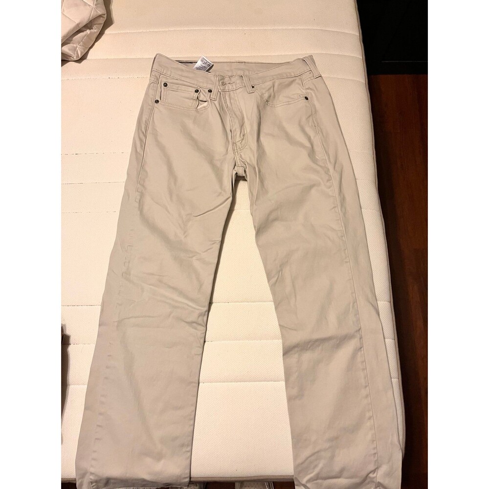 Men’s Levi’s pants